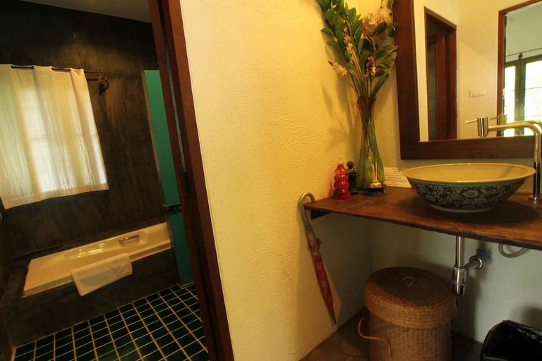 Bathroom 3, Jasmine Hills Villas & Spa, Doi Saket