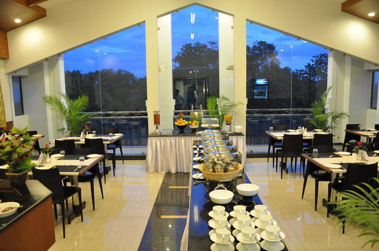 Food & Drinks, Hotel The Nook, Madurai