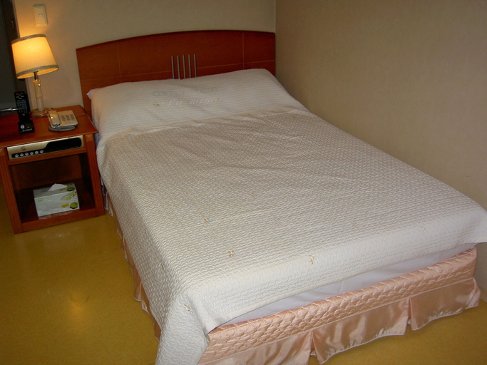 Bedroom 2, Busan Central Hotel, Yeonje