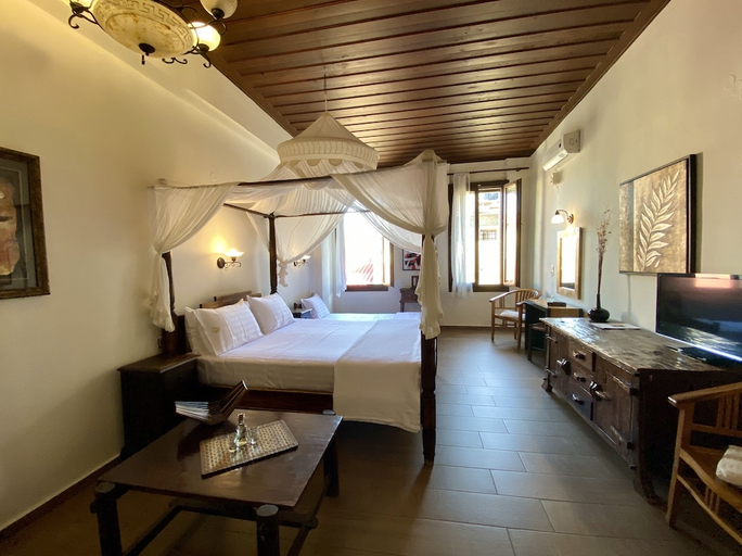 Bedroom 1, Doge Traditional Hotel - Apartments, Crete