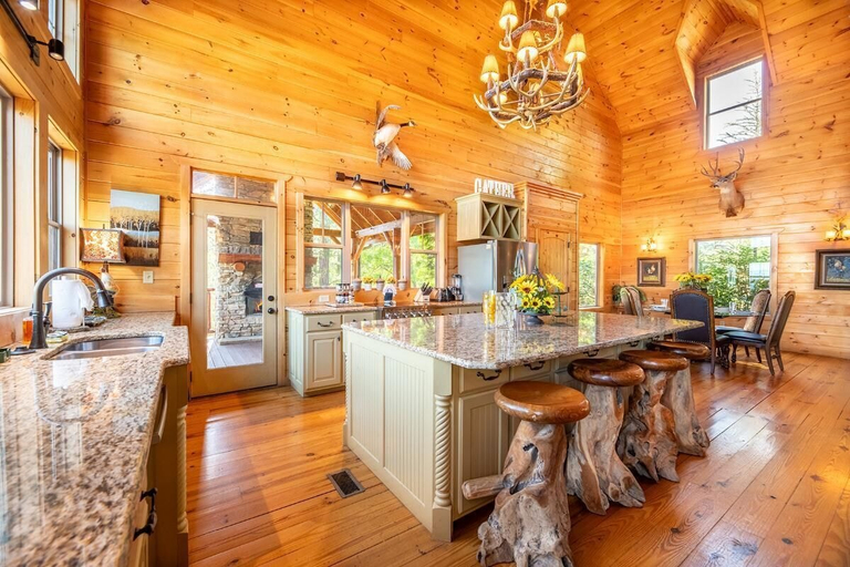Private kitchen 5, Z - Sunflower Summit, Sevier