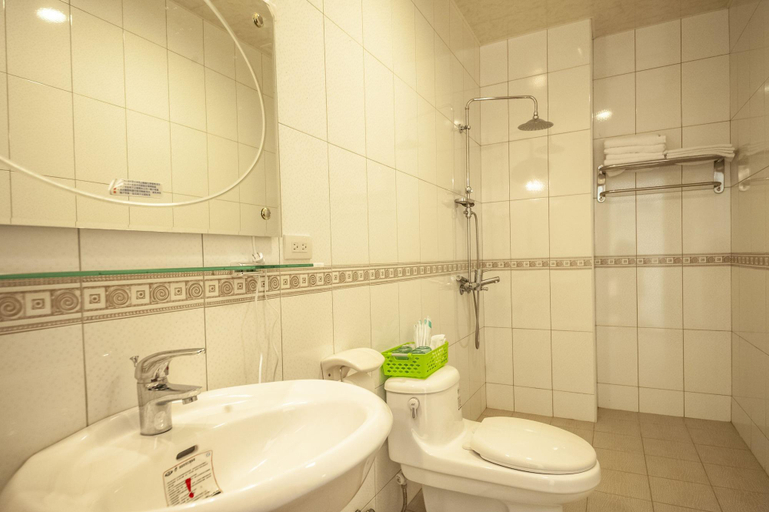 Bathroom, shih liang Xinying b&b, Hualien