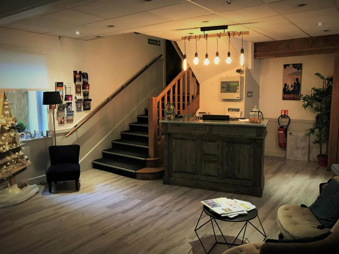 Public Area 2, Hotel Estran, Calvados