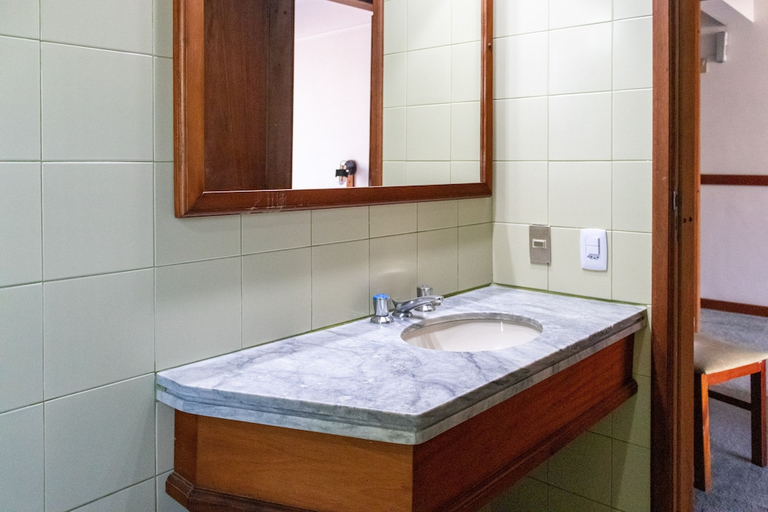 Bathroom 3, Blumenau Tower by Castelo Itaipava, Blumenau