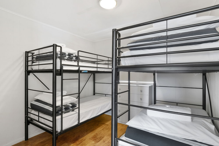 Bedroom 2, Discovery Parks - Coogee Beach, Cockburn