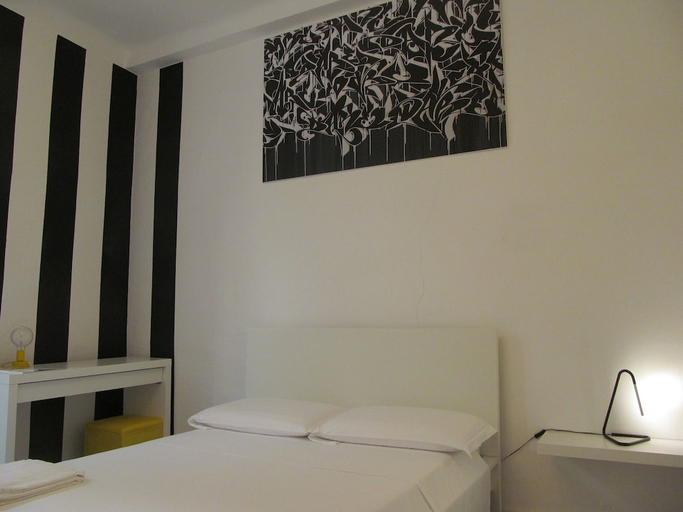 Bedroom 2, Affittacamere Old Town, Genova