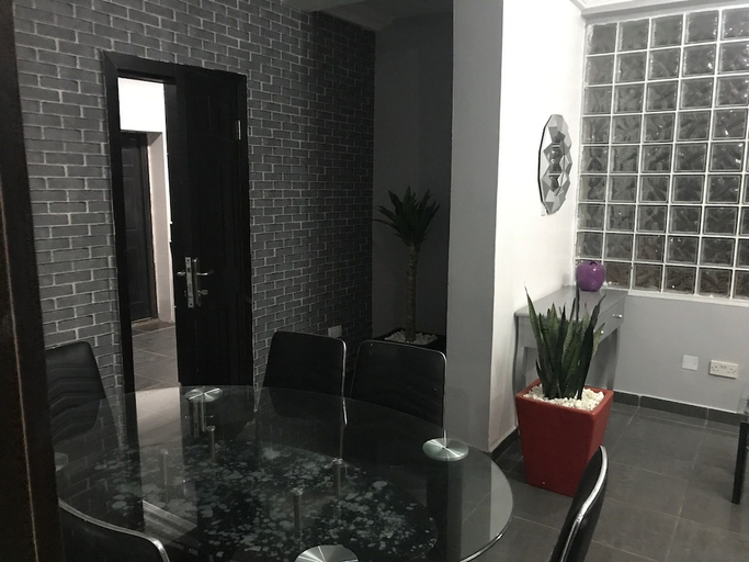Others 5, Grand Condo, Eti-Osa