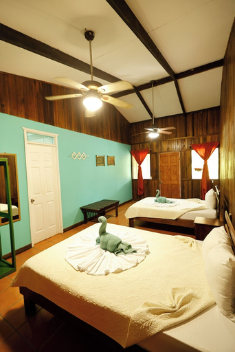 Bedroom 2, Turtle Beach Lodge, Pococí