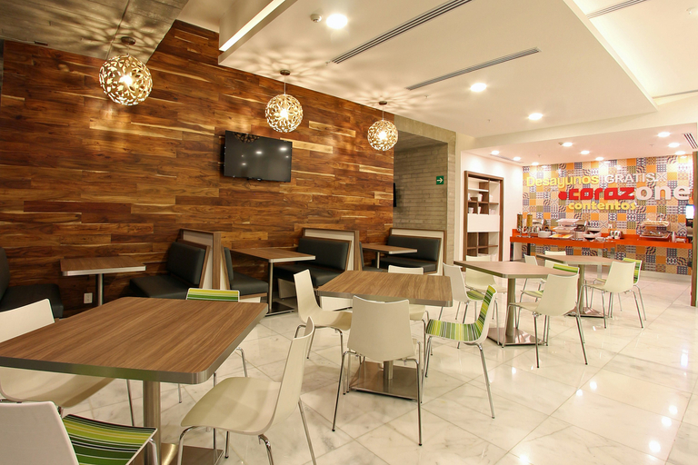 Food & Drinks 5, One Villahermosa 2000, Centro
