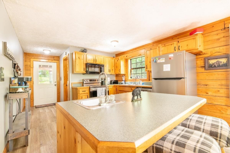 Private kitchen 5, Z - Lone Wolf, Sevier