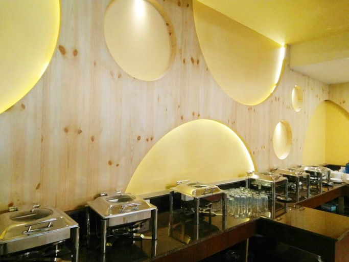 Food & Drinks 4, GenX Sundaram Haldwani, Nainital
