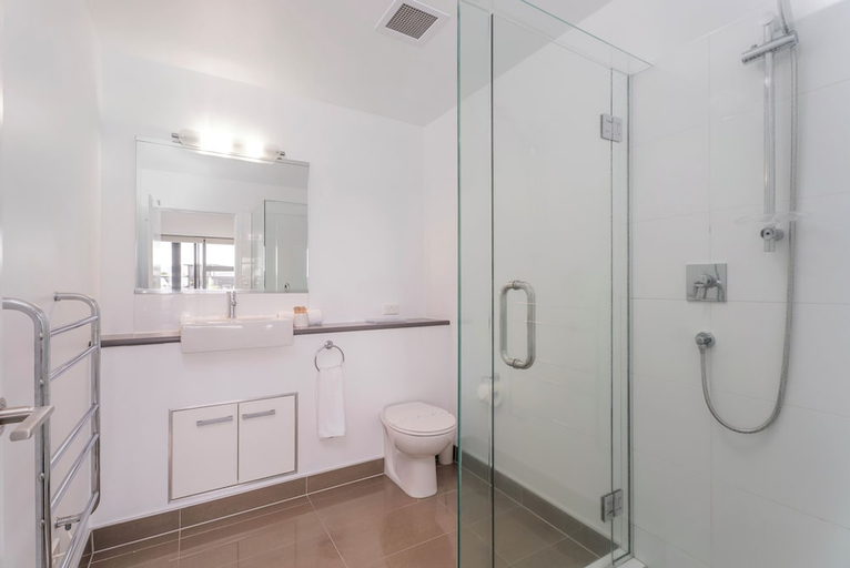 Bathroom 5, Sovereign Pier on the Waterways, Thames-Coromandel