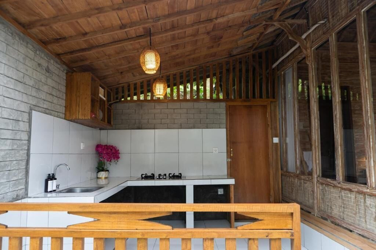 Private kitchen 2, The Fire Flies Garden Villa, Gianyar