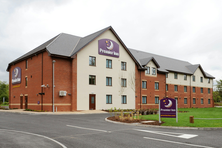 Exterior & Views 1, Premier Inn Redditch North A441, Worcestershire
