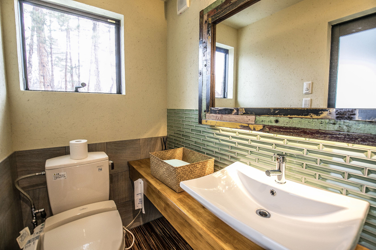 Bathroom 3, Herb no Yado Kunugi, Hakuba