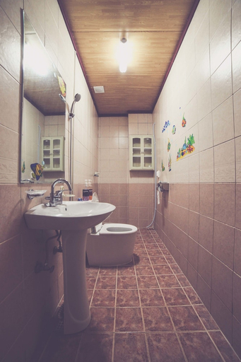 Bathroom 4, Wansangol Guesthouse, Jeonju