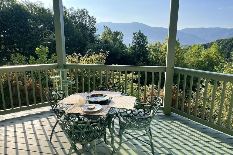 Outdoor dining 4, Mountain View Paradise, Sevier