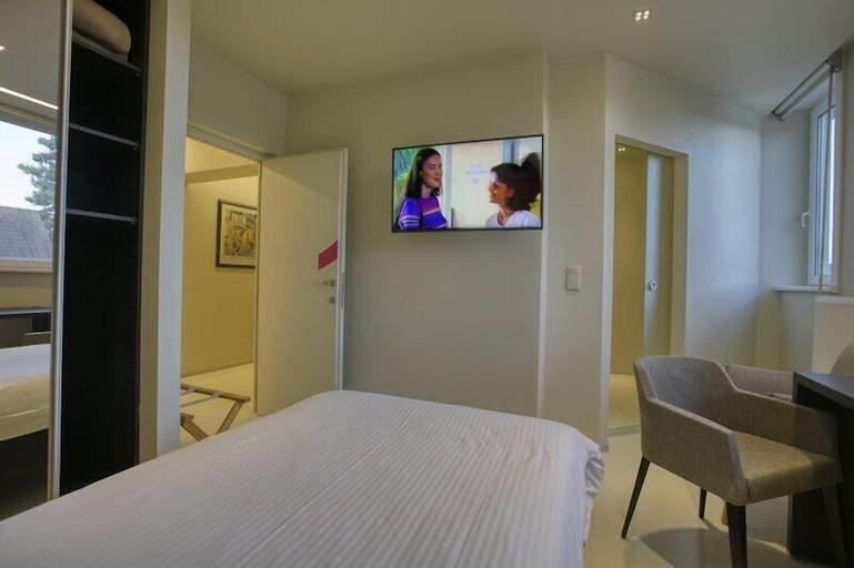 Bedroom 4, Auberge du Vieux Cedre, Hainaut