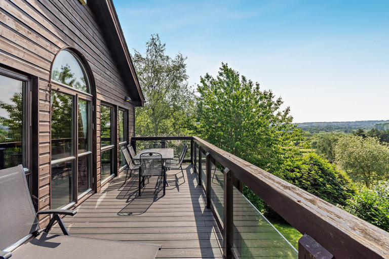 Room 5, Host Stay 12 Belton Woods, Lincolnshire
