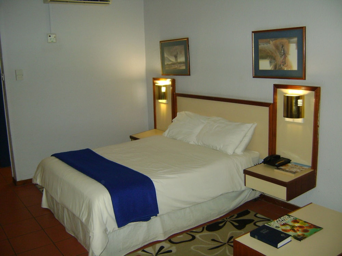 Bedroom 2, The Gaborone Hotel, Gaborone