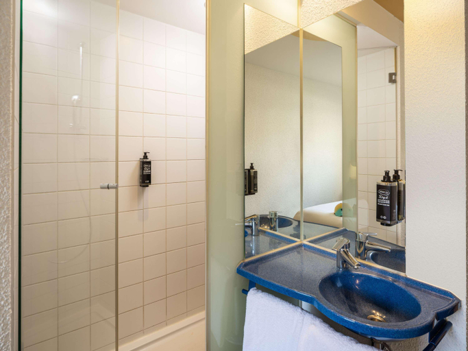 Bathroom 4, ibis Budget Graz City, Graz