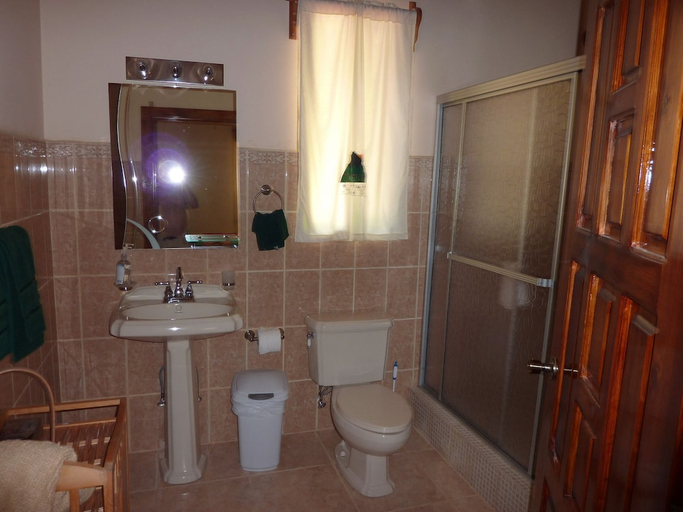 Bathroom 3, Villas Pico Bonito, La Ceiba