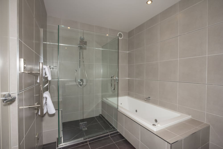 Bathroom 4, Autoline Motel, Queenstown-Lakes