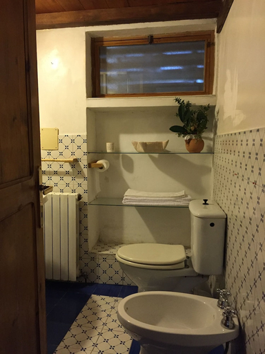 Bathroom, Agriturismo Podere Conte Ràcani, Terni