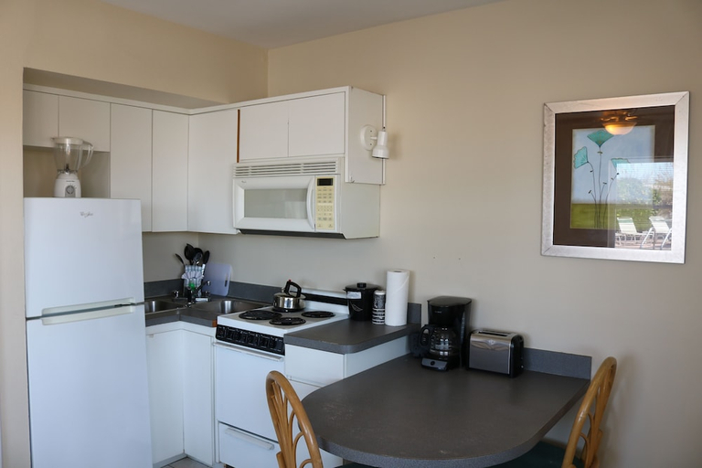 Others 4, Miramar Beach Resort, Pinellas