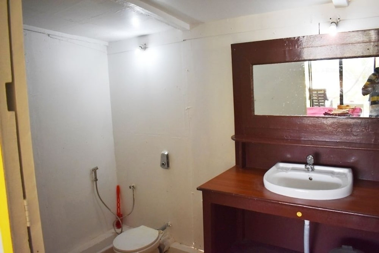 Bathroom 3, Palolem Beach Resort, South Goa