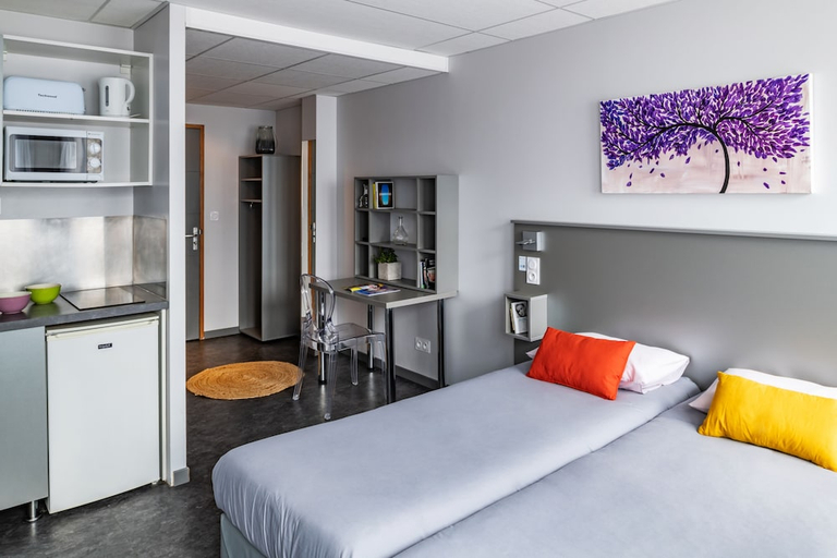 Bedroom 5, Smartappart Lorient, Morbihan