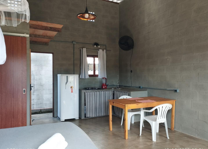 Dining 3, Chales MJR, Touros