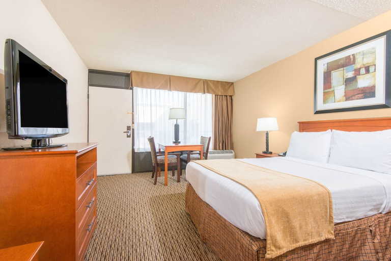 Bedroom 2, Days Inn Altus, Jackson