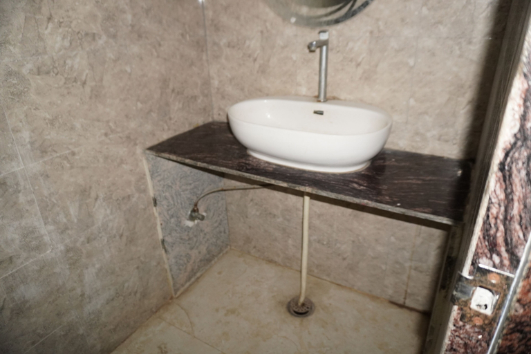 Bathroom 4, Hotel Kavya, Jaipur