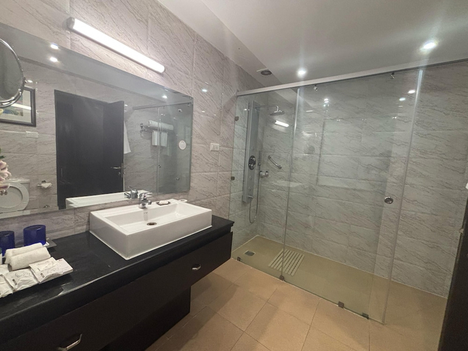 Bathroom 4, Fortune Park Moksha, Mcleodganj  - Member ITC Hotels' Group, Kangra