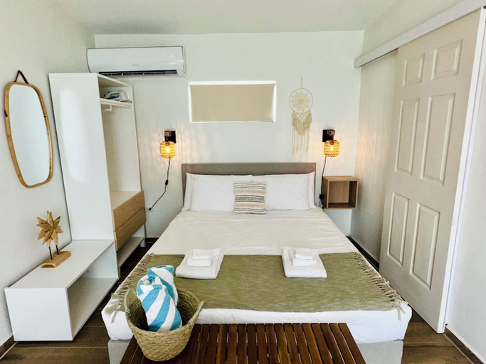 Bedroom 2, The Vistalmar Ocean View Apartments
