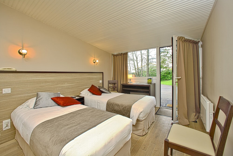 Others 3, Logis Hotel La Chaumiere, Vendée