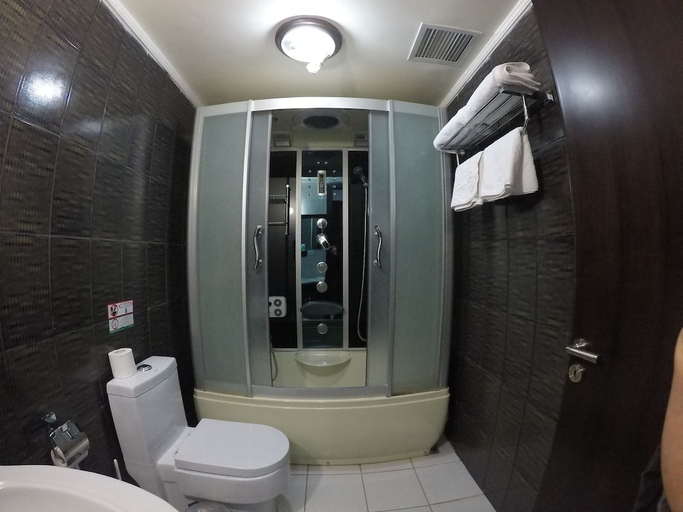 Bathroom, Le Tournant Hotel & Resort, Zgharta