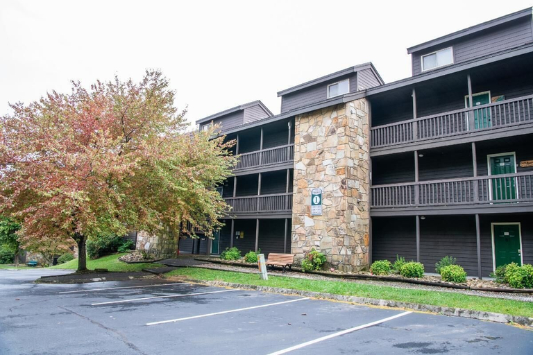 Exterior 4, The Jeffrey Martin, Sevier