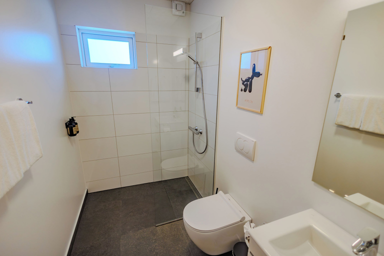 Bathroom 4, Tønder Byferie, Tønder