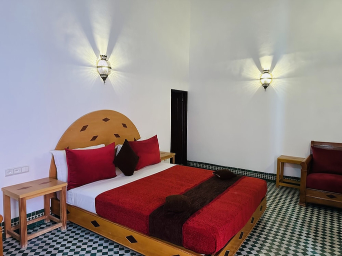 Others 4, Riad Zitouna, Fès