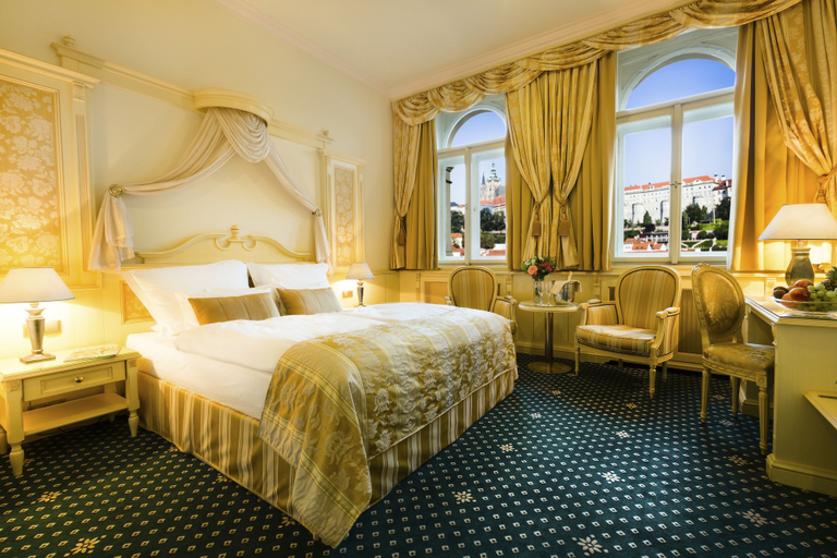 Others 5, Luxury Family Hotel Royal Palace, Praha 6