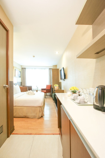 Bedroom 2, One Tagaytay Place Hotel Suites, Tagaytay City