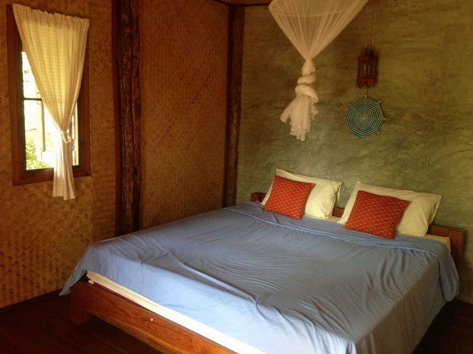 Bedroom 3, Pai Porpeang Guesthouse, Pai