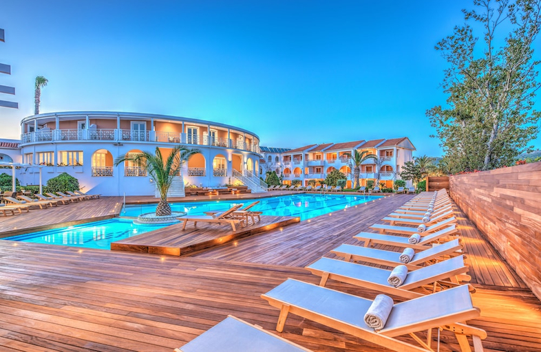 Exterior & Views, Bitzaro Palace Hotel - All inclusive, Ionian Islands