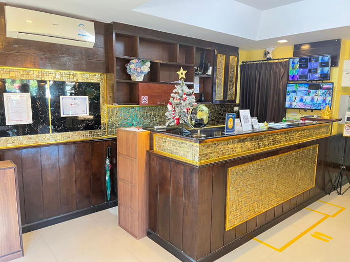 Others 5, The Green Hotel 304, Sri Mahar Pho