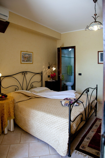 Bedroom 3, Agriturismo Al Lago Verde, Palermo