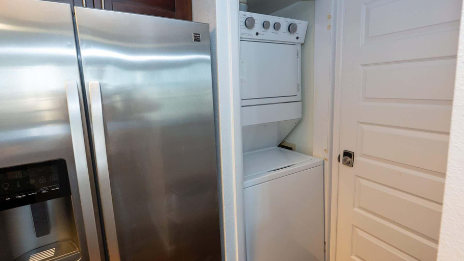 Interior 3, Beachfront 2br 11th Floor Views, Saida Royale Spi 2 Bedroom Apts, Cameron