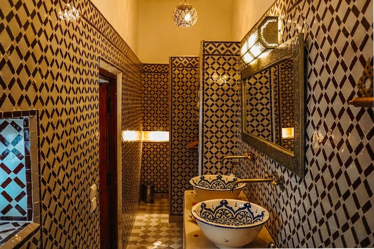 Bathroom 2, Riad Nora, Marrakech