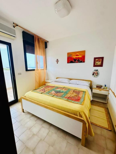 Room 2, Giardino dei Trulli Villa al Mare, Bari